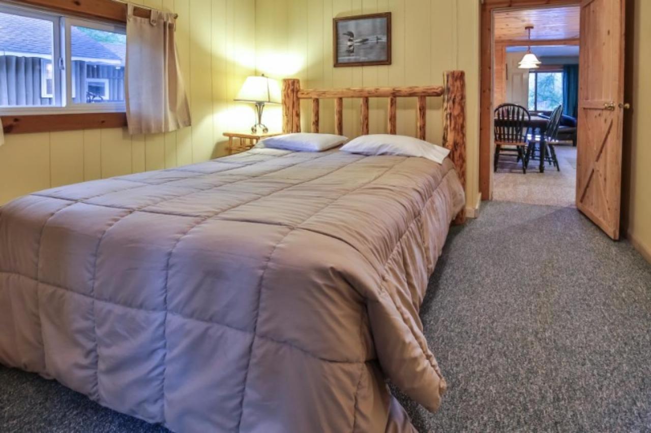 Cottage 5 - Hiller'S Pine Haven Saint Germain Экстерьер фото